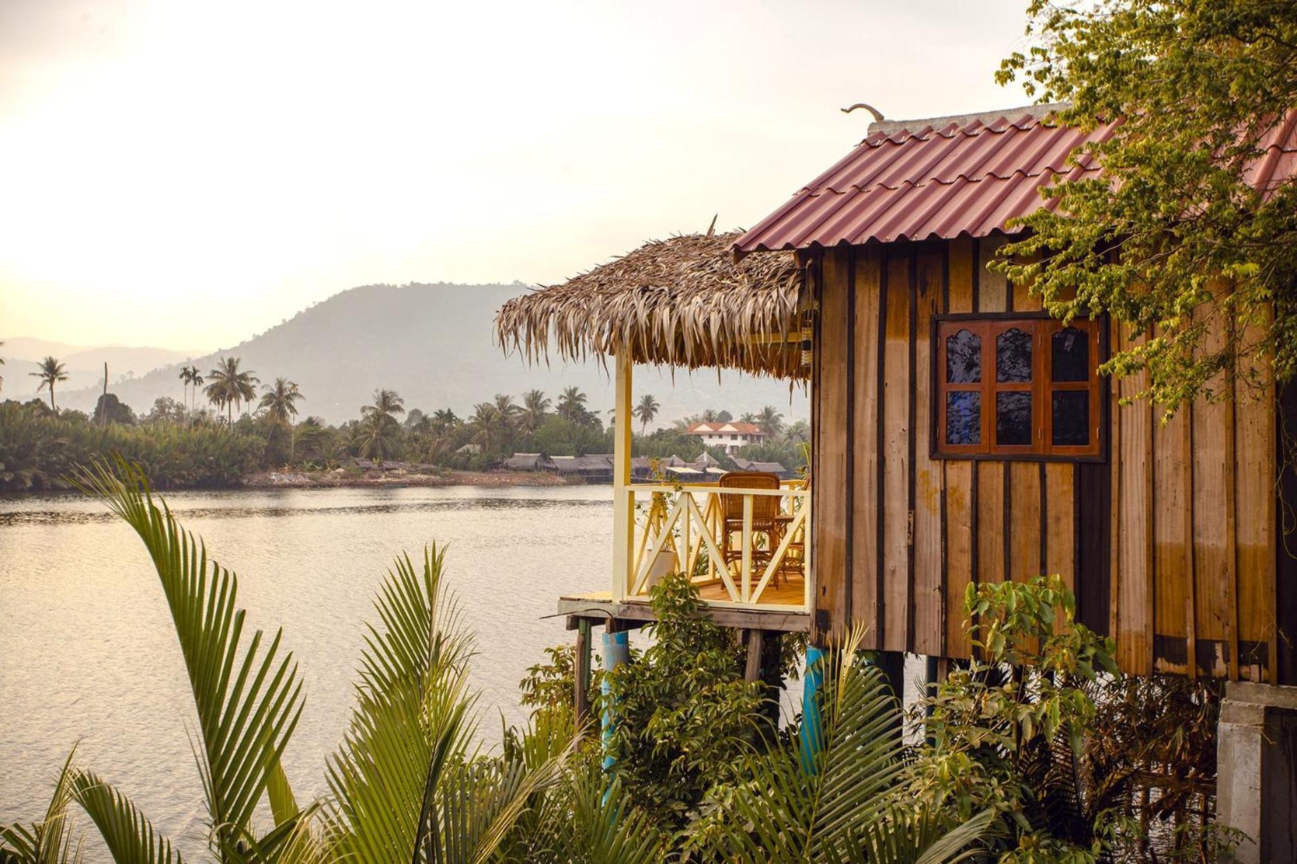 Green Mango Bungalows Kampot Exterior photo
